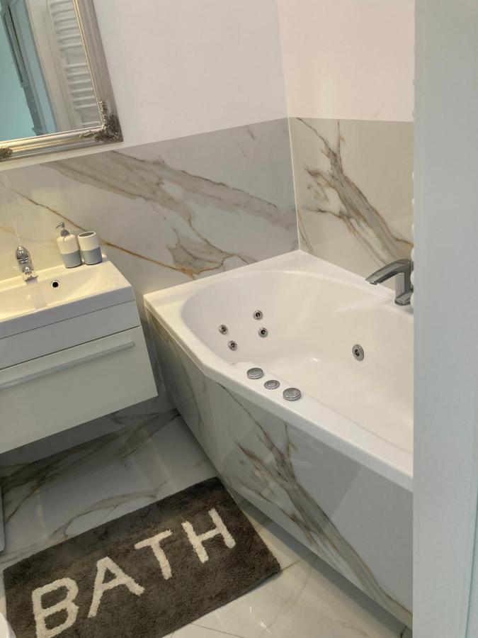 Apartment Kaczorowskiego 14 比亚韦斯托克 外观 照片